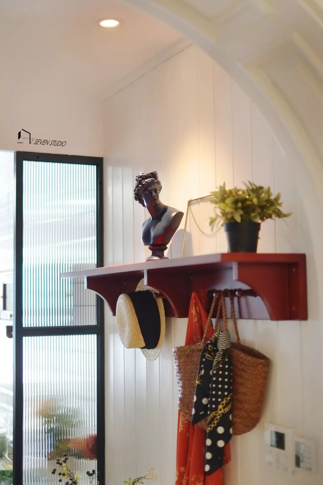 美式轻奢婚房，T 形推拉门点亮空间互动-28