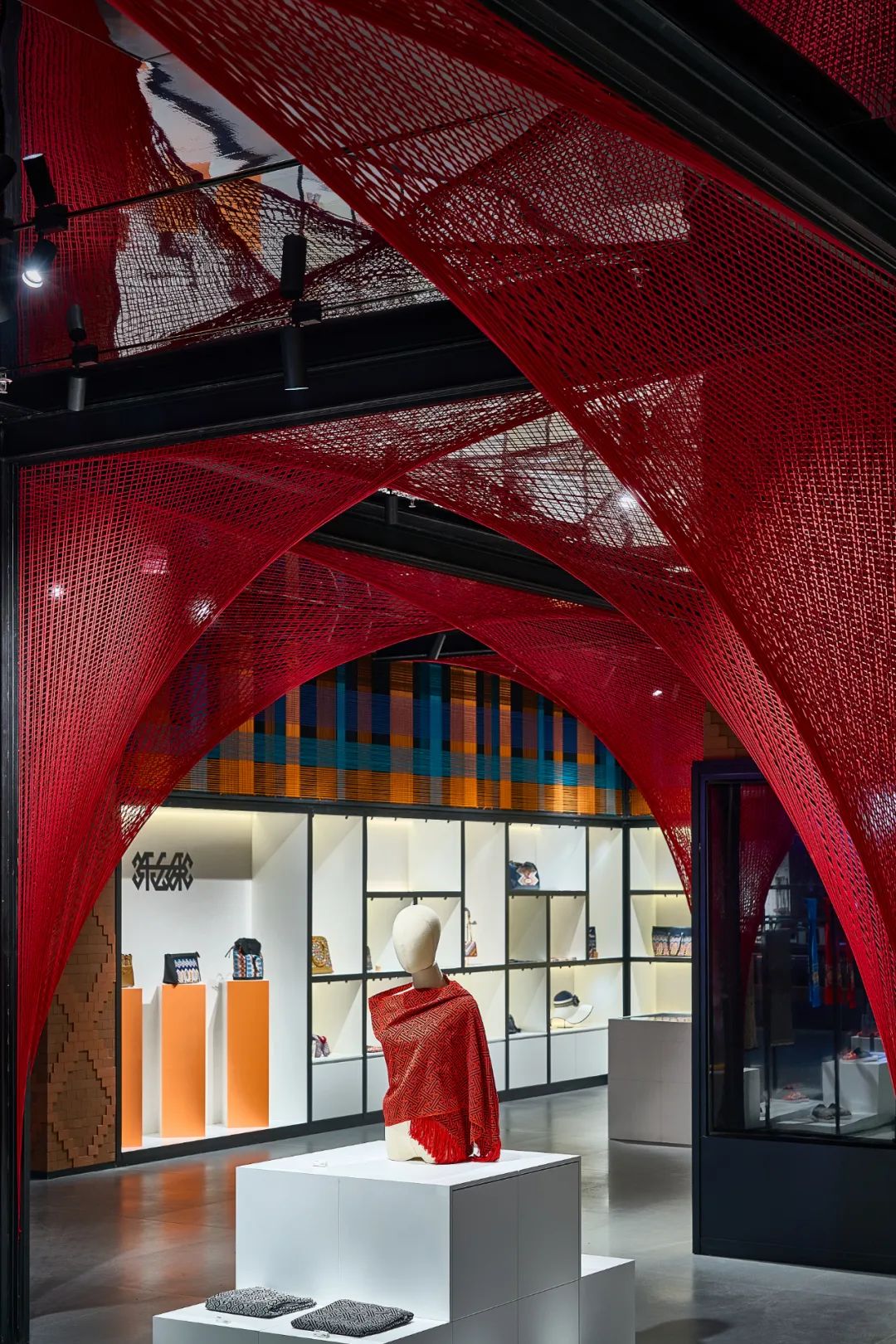 张家界乖幺妹土家织锦旗舰店丨中国张家界丨风合睦晨空间设计-24