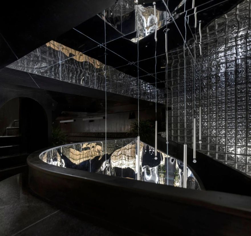 暗黑式混凝土结构鸡尾酒吧设计丨印度新德里丨RENESA ARCHITECTURE DESIGN-20