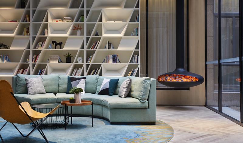 上海虹桥枢纽国展中心亚朵酒店——“与自然共生”的设计理念-3