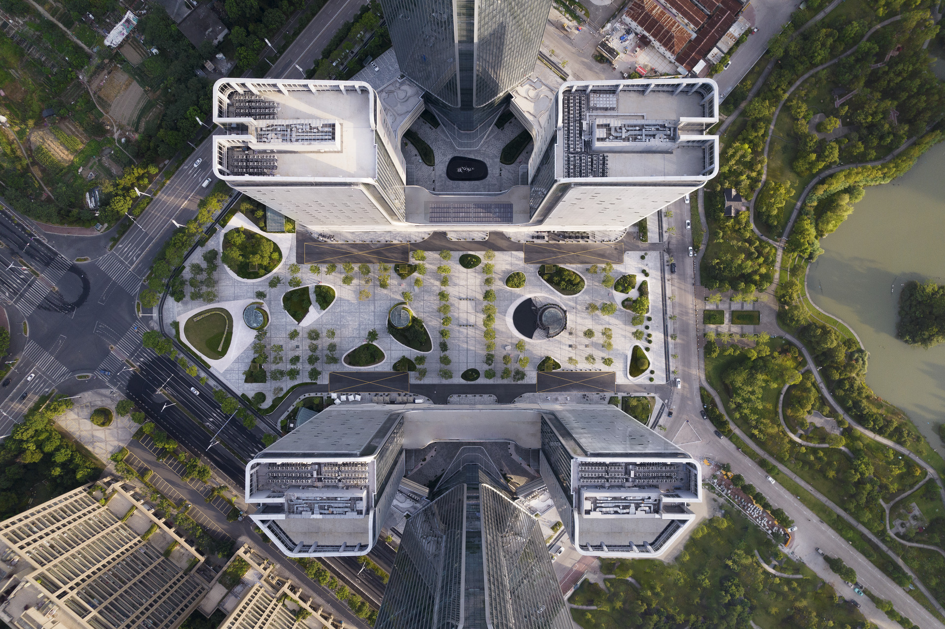 Taizhou Tengda Centre | Woods Bagot-4