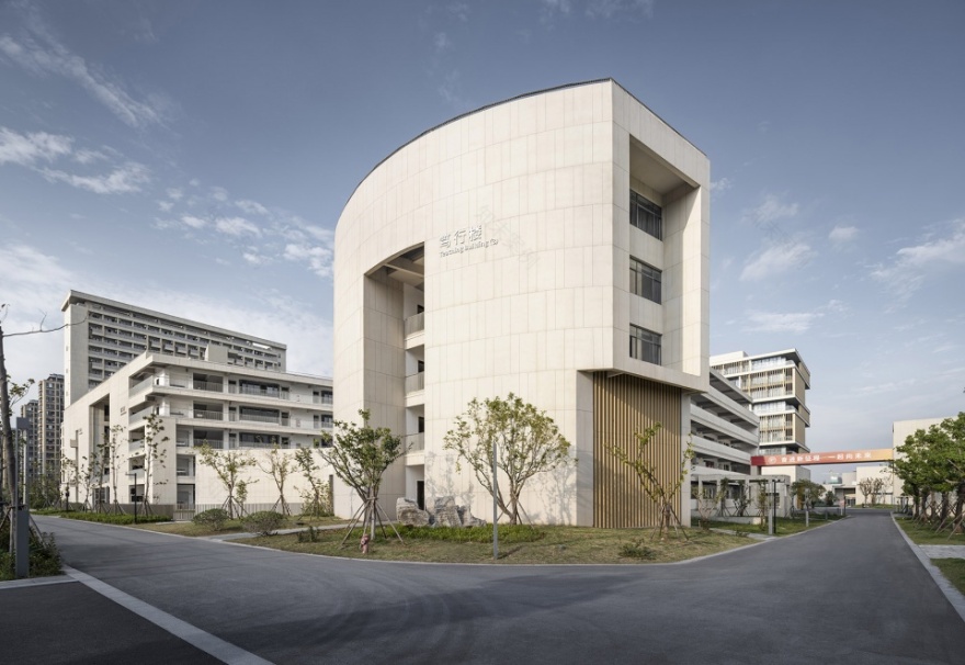 江苏省靖江高级中学新校区丨中国江苏丨江苏中锐华东建筑设计研究院有限公司荣朝晖工作室-153