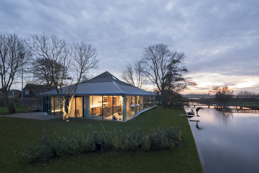 扭曲的北荷兰农舍 Stolp-6