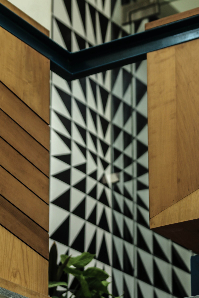 砖墙幕布 · 小空间大创意的办公室设计-32