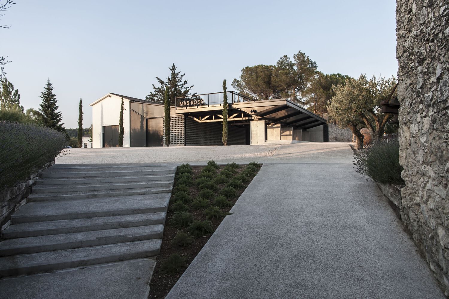 西班牙 Ingravits 酒庄仓库丨SALA FERUSIC Architects-9