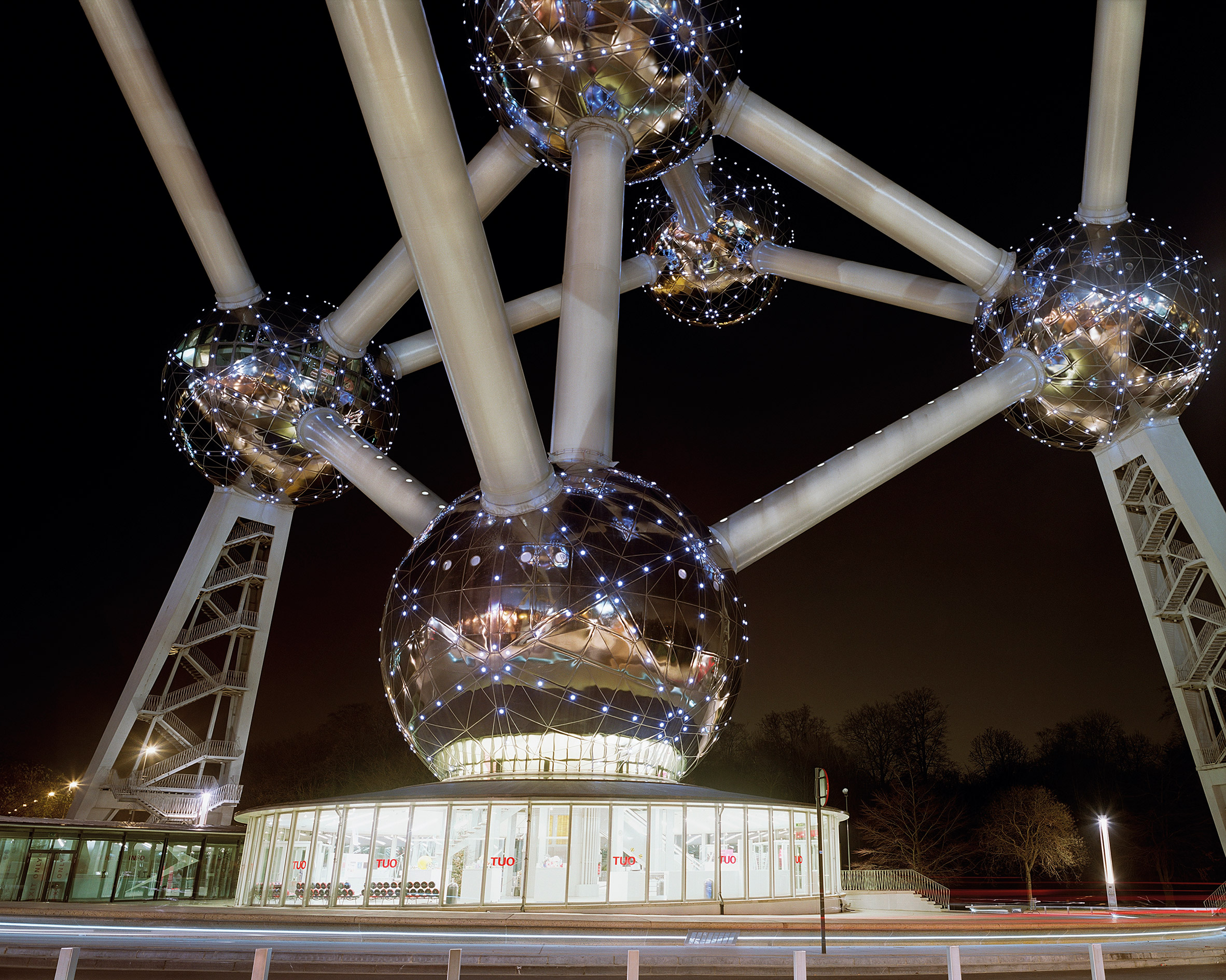Jade Doskow's Lost Utopias photo series documents World's Fairs sites-35