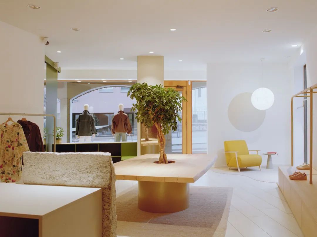 Diciassette·Morbegno女装零售空间-4