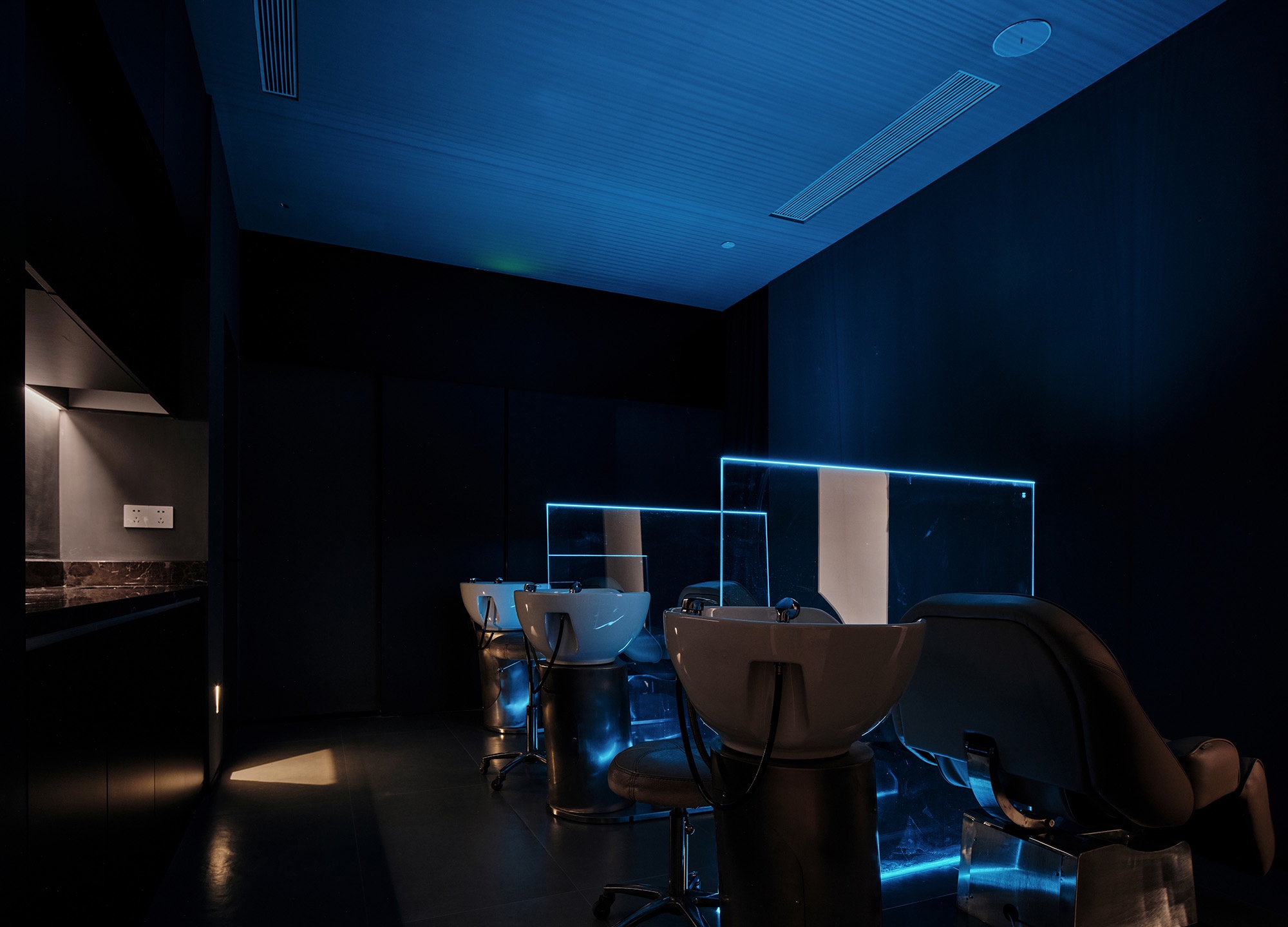 现代中古风理发店丨中国杭州丨尔景空间设计-40