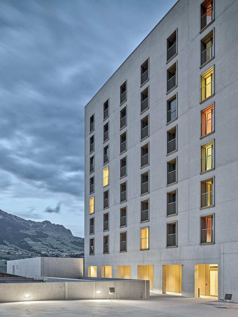 Sportzentrum Kerenzerberg 体育中心丨瑞士丨Burkard Meyer Architekten-16