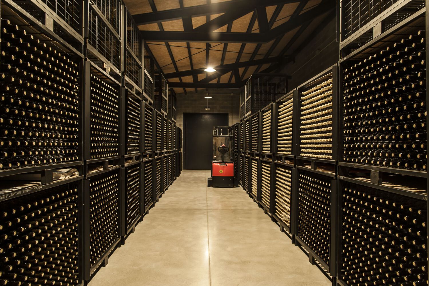 西班牙 Ingravits 酒庄仓库丨SALA FERUSIC Architects-23