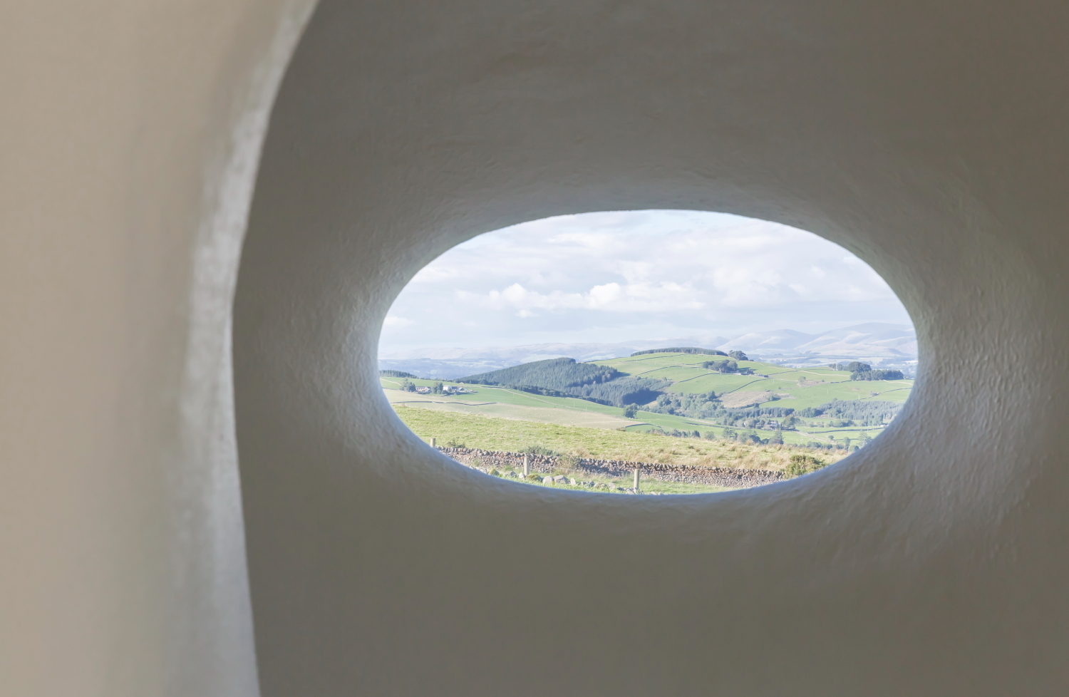 苏格兰废墟中的现代私人住宅-74