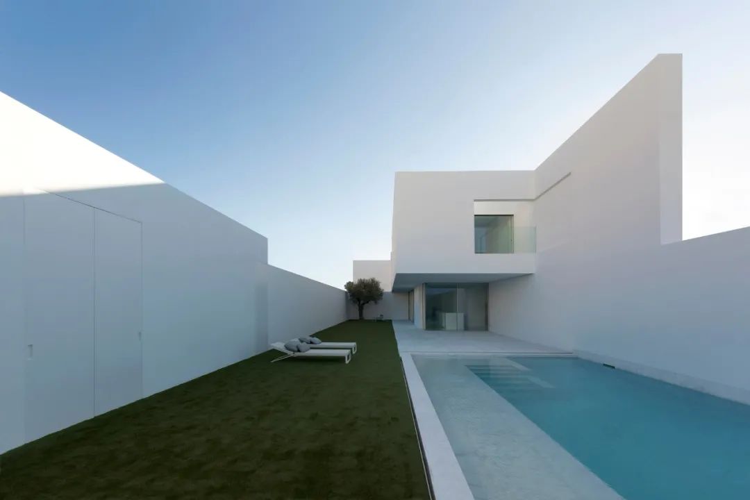 白色极简，Fran Silvestre 建筑的魅力-82