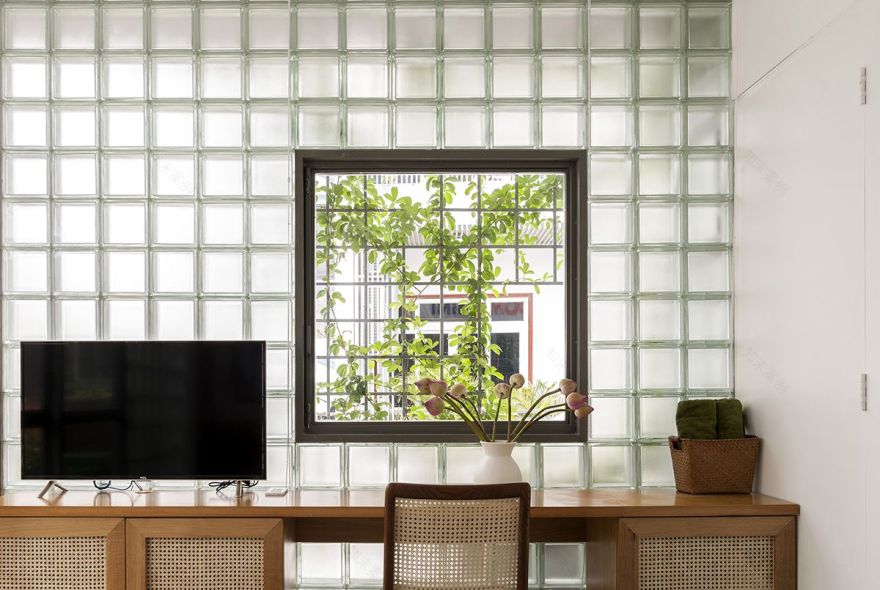 18 平米“玻璃屋”的逆袭 | 集居住、展示、租赁多功能合一-19