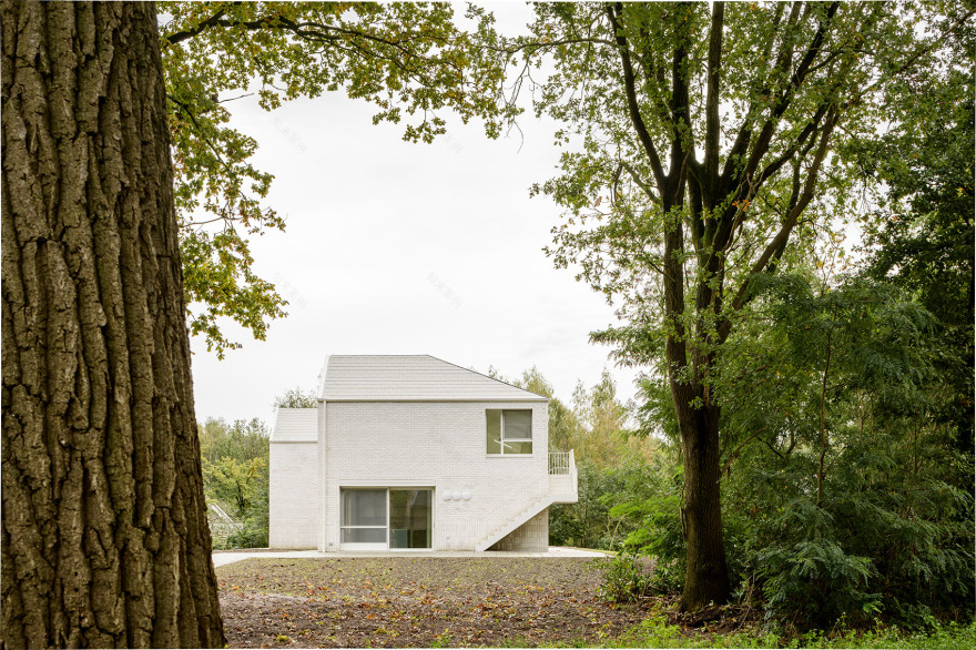 梅克斯普拉斯敬老院丨比利时丨FELT-24