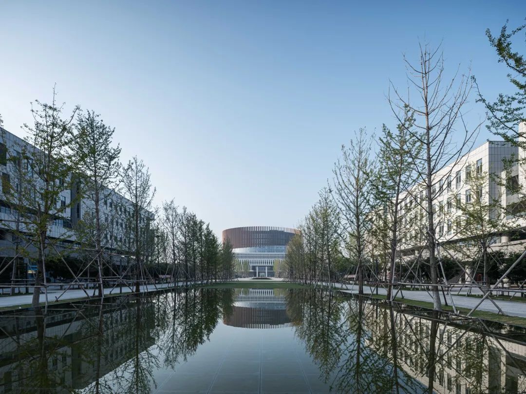 淄博大学城一期图书馆,会堂及学生活动中心丨中国淄博丨清华大学建筑设计研究院有限公司-18