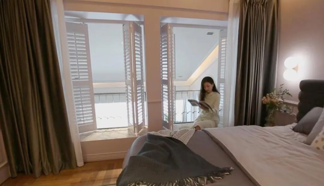 175㎡法式风情顶层复式，旋转楼梯融入“职住一体”生活-92