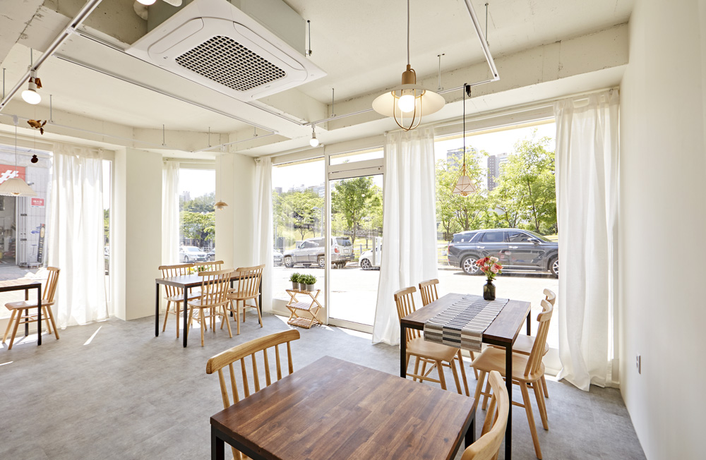 极简 17 坪韩式住宅设计，展现白色与木质调的优雅品味-7