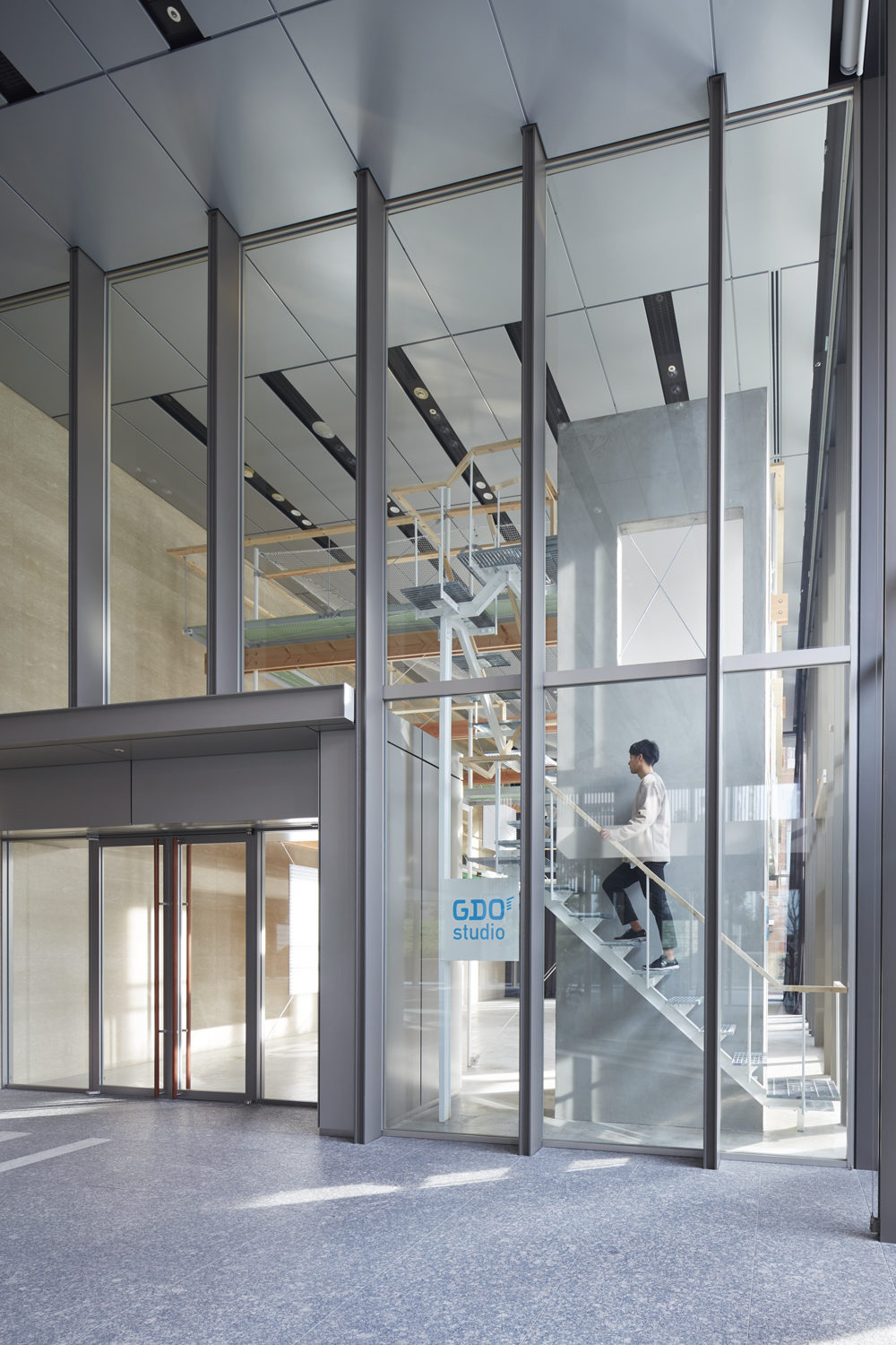 GDO工作室·西纳托丨日本东京丨结构设计寺戸巽海,照明设计FDS-27