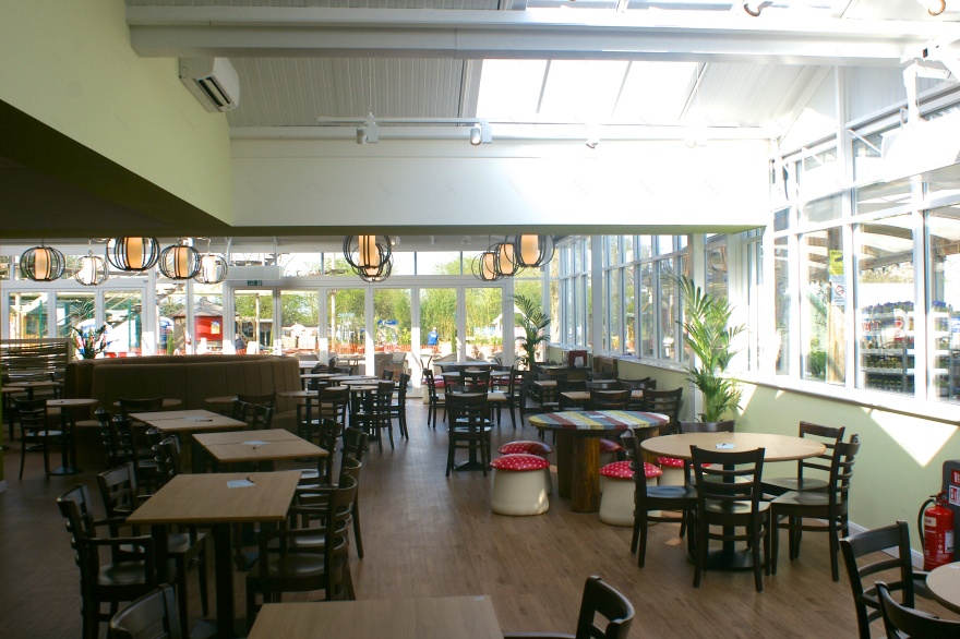 创新餐饮体验 | Planters Garden Centre 的“餐桌追踪”系统-29