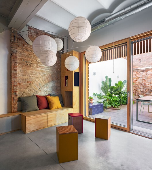 西班牙巴塞罗那 ShowPass 别墅丨Energiehaus Arquitectos-16