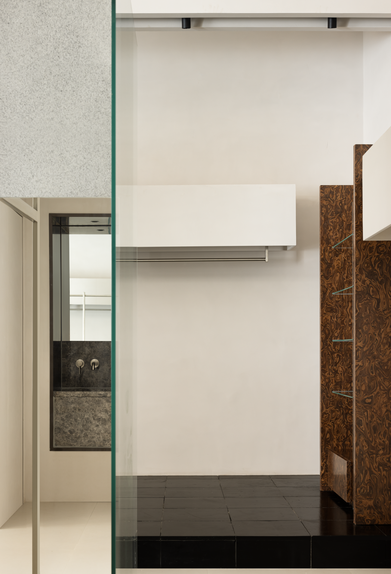 ANIN 女装品牌店丨中国广东丨陈浩鹏（深圳）室内设计有限公司-79