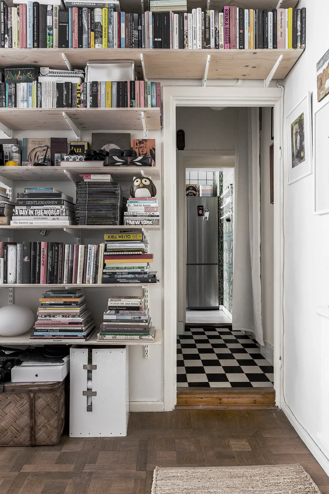 41 平米瑞典个性设计公寓 | 色彩与古董壁纸的完美融合-14