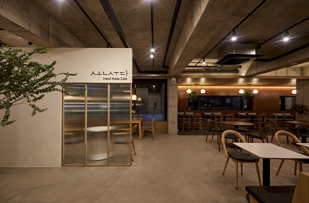 现代简约 80 平咖啡厅设计 点亮空间的艺术-6