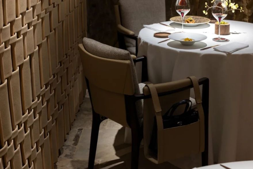 Oreade餐厅丨意大利阿斯蒂丨Foster + Partners-14