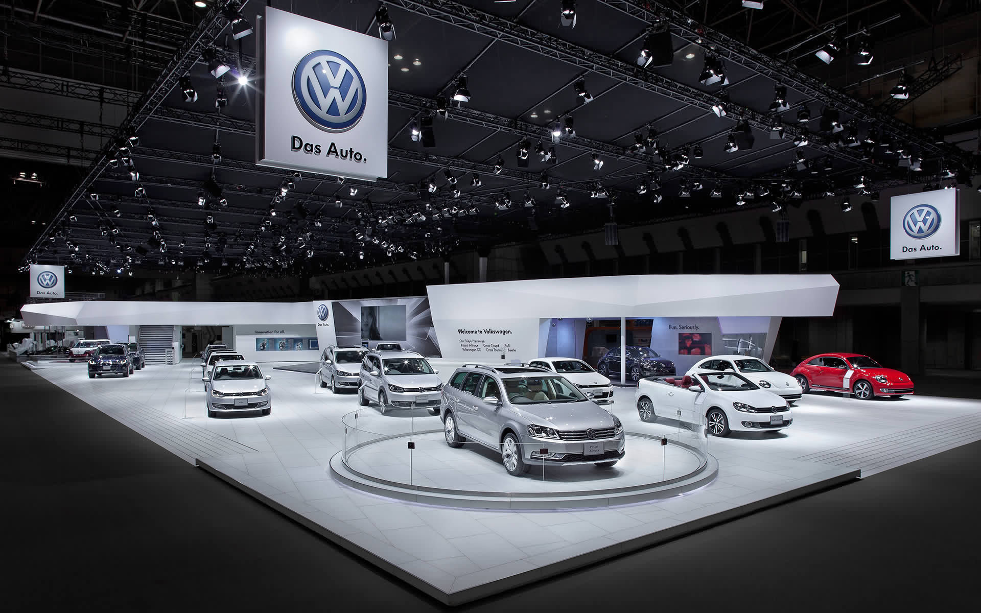 大众2011年东京车展展厅设计-1