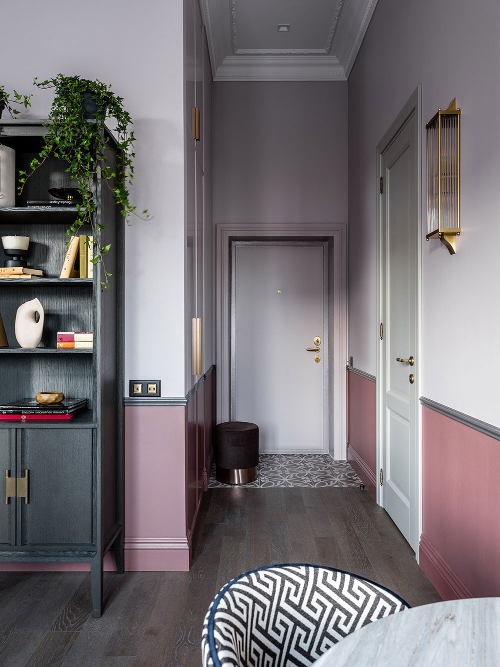 莫斯科彩色小公寓,历史建筑中的活力设计-13