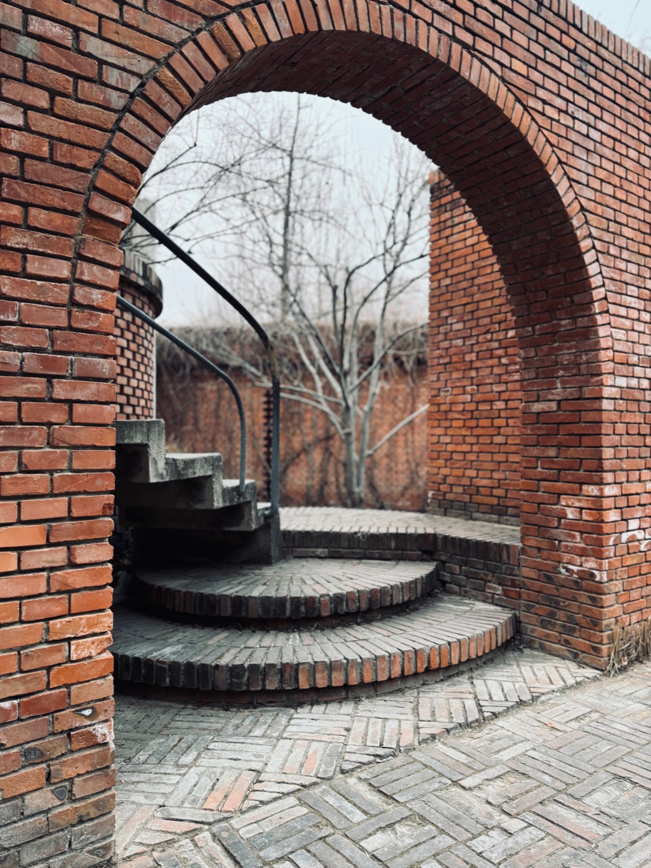 红砖美术馆手机摄影作品，北京 / Kun-16