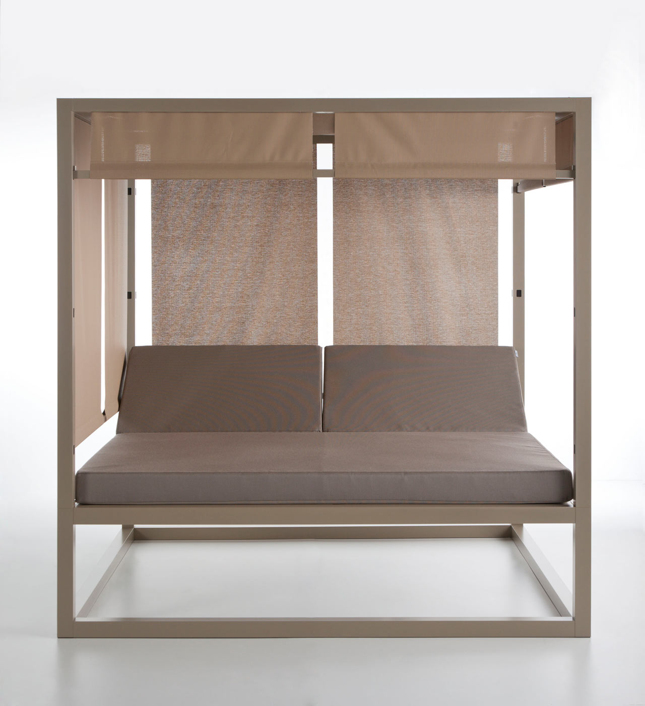 "阳光夏日"梦想成真 | Gandia Blasco 白日床-17