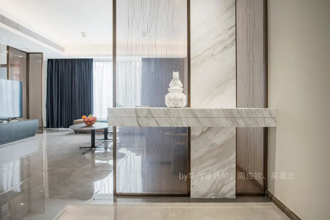 广州东风广场 · 现代简约复式住宅的破茧成蝶丨中国广州丨华浔品味装饰集团-35