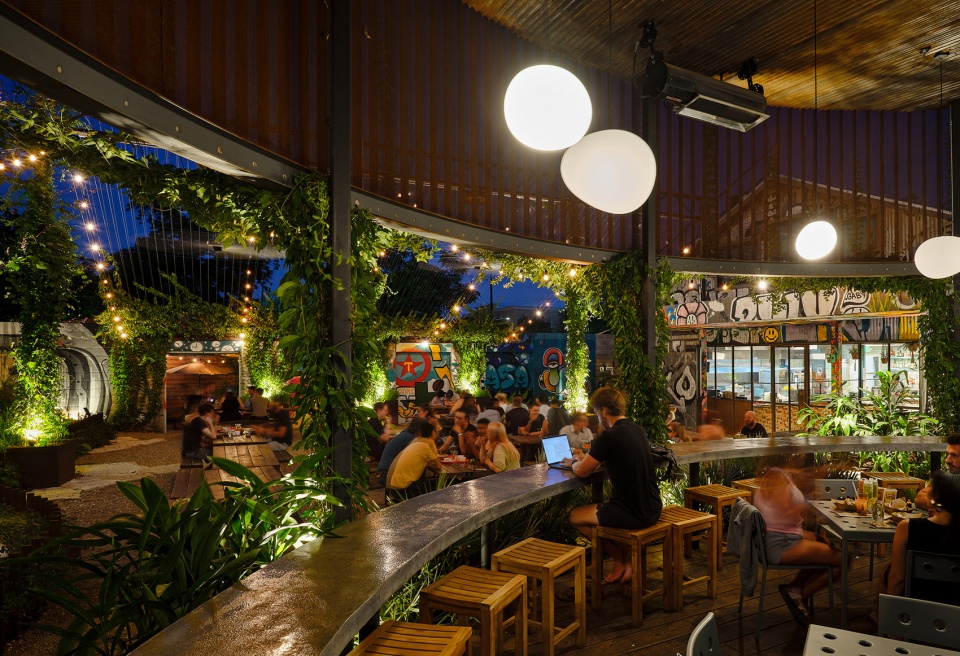 Cosmic仓库咖啡厅及酒吧丨美国奥斯汀丨Clayton Korte-42