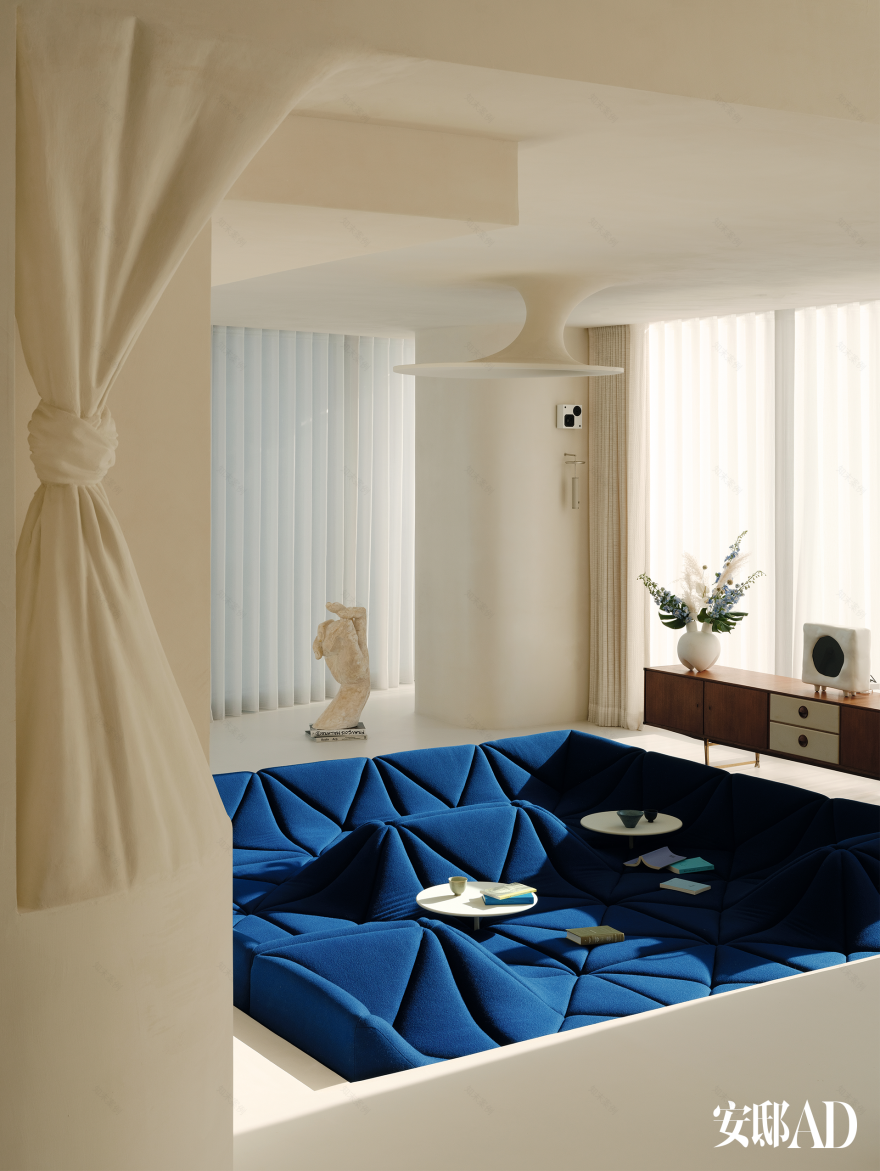 封面故事 她和100件艺术品一起生活-46