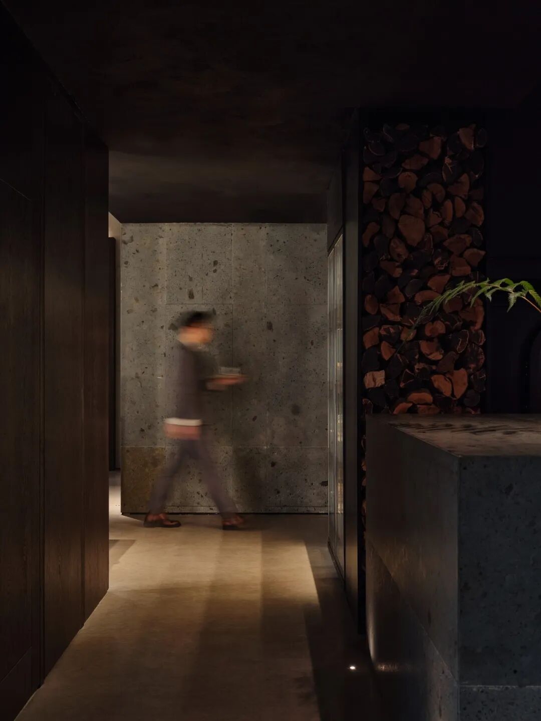 “照青苔”中餐厅丨中国杭州丨八荒设计团队-12