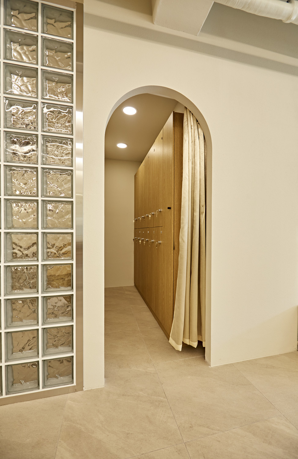 首尔地铁 2 号线厅的 20 平米美容室设计-18