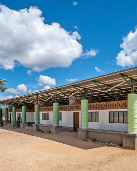 Shiyala Primary School / BuildX Studio