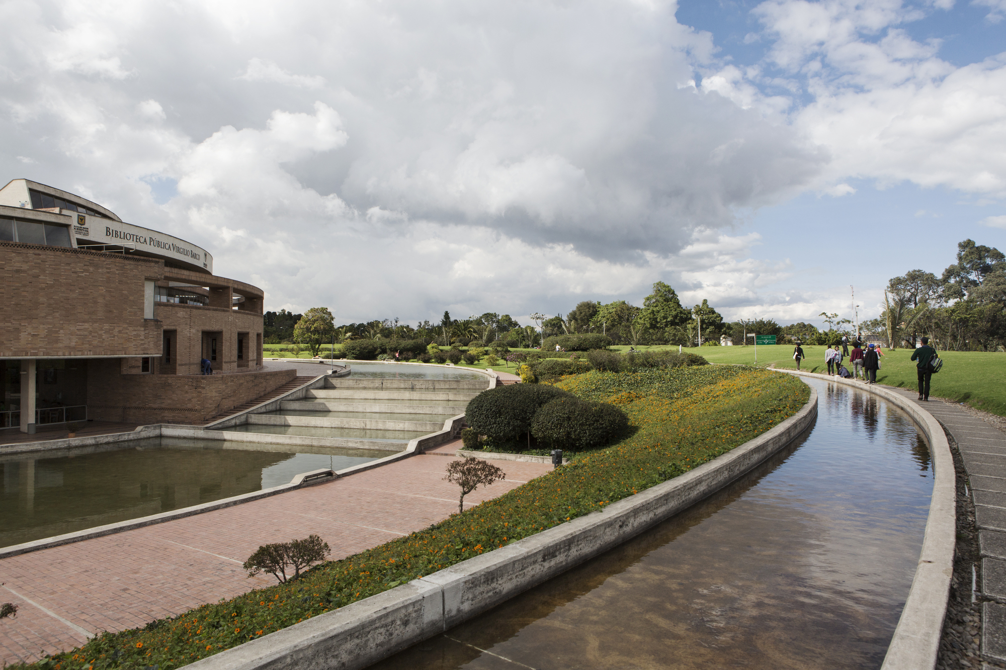 Virgilio Barco 图书馆丨哥伦比亚丨Rogelio Salmona-26