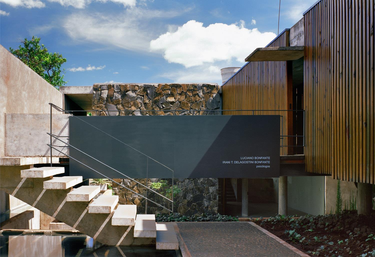 巴西心理诊所 SPBR 建筑事务所设计-2