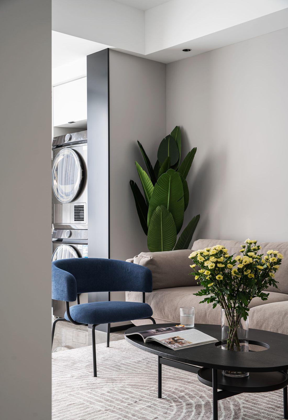 黑白灰简约小户型设计-14