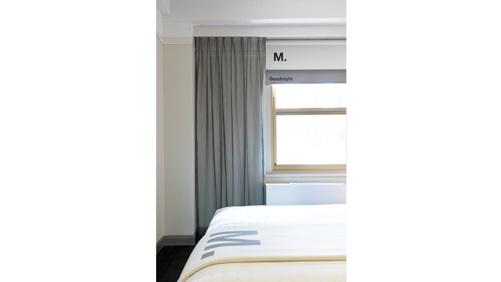 曼哈顿剧院区传奇酒店的“graphic New York”变身-6