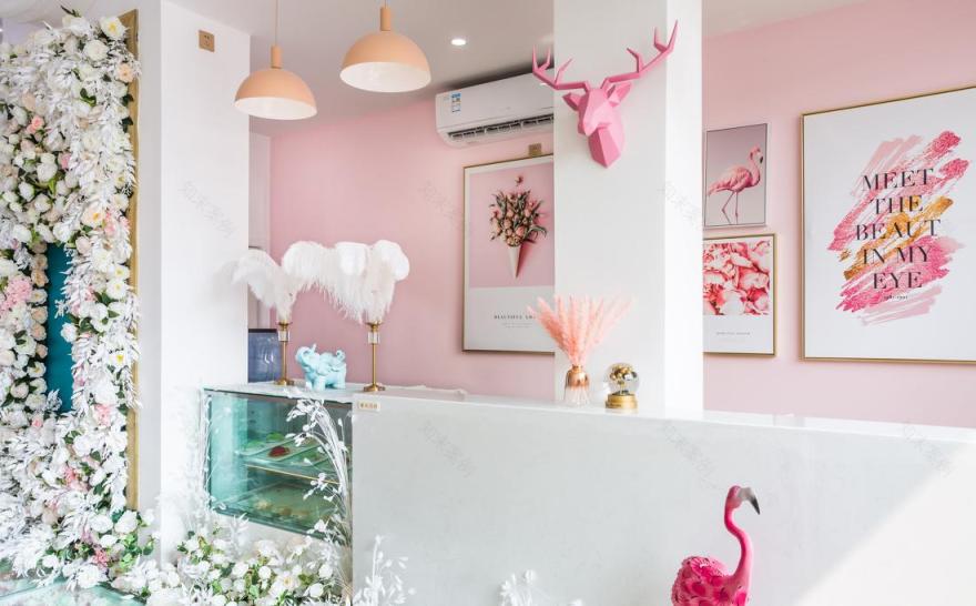 梦幻轻奢的 Nefertiti 空间,打造少女情怀的体验-3