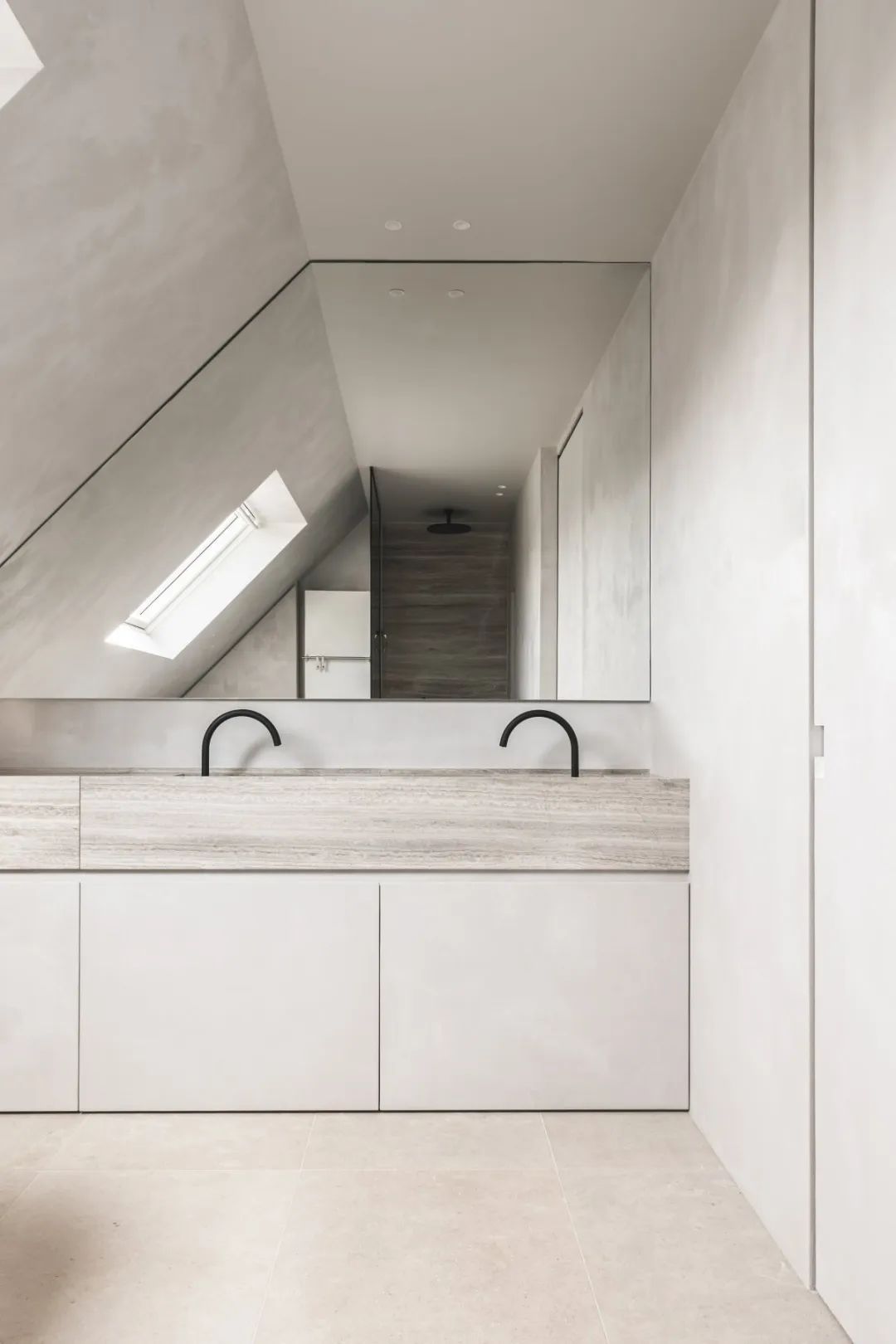 极简奢华的空间美学 · 比利时 Kortrijk jk House丨Laura Calleeuw-68