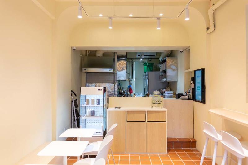 简约 10 坪美式餐厅 精致瓷砖地板设计-3