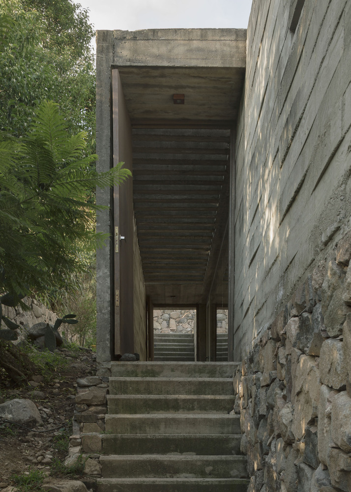 阿根廷 Río Ceballos 三元素住宅丨Agustín Lozada-30