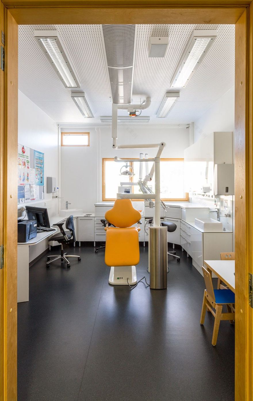 芬兰 Ruukki 新建医疗诊所,温馨公共空间设计-33