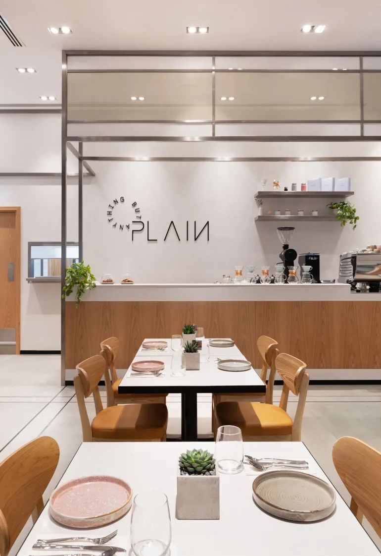 迪拜 PLAIN 极简甜点店设计丨阿联酋迪拜丨H2R Design-3