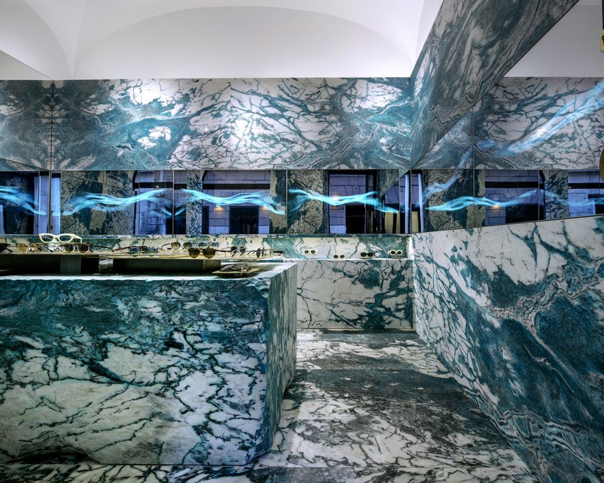 Hawkers Rome Store by CuldeSac Custom Retail-6