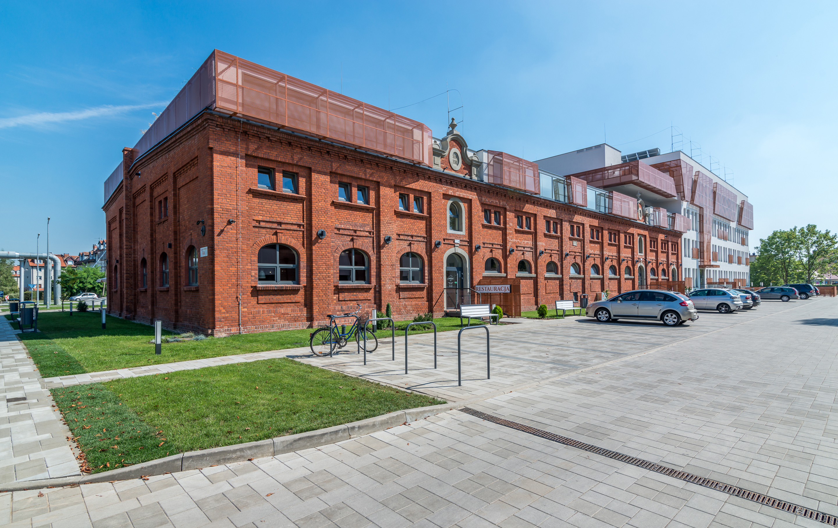 波兰老年医疗酒店综合体设计-28